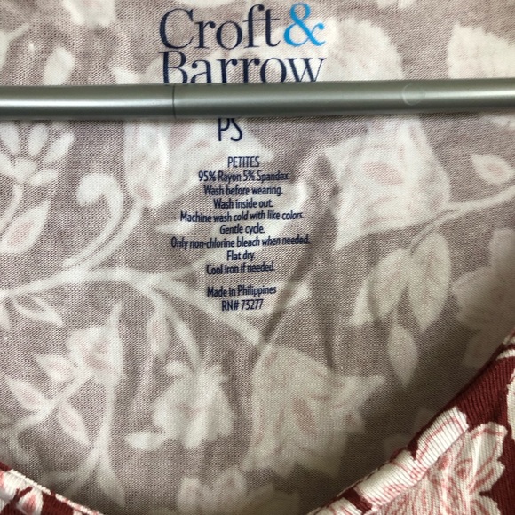 Womens CROFT & BARROW Semi Loose Sleeveless Top Size Small Petite Stretch New - Picture 3 of 9